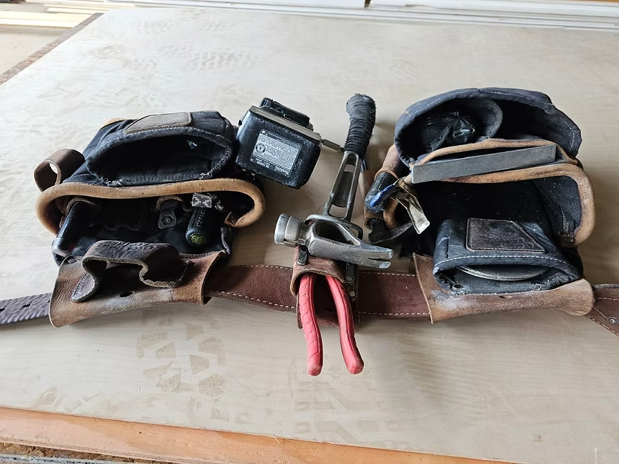 Tool belt image Tool belt image